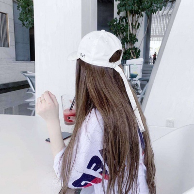 一对俊男美女的情侣微信头像