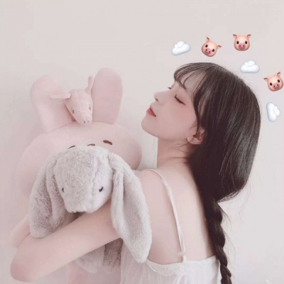 ins治愈系女生微信头像