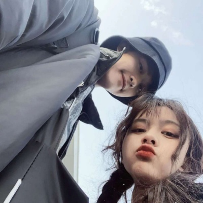 小众不明显的真人情侣微信头像