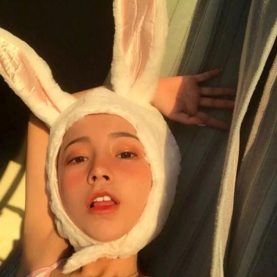 清纯可爱的欧美风高颜值头像