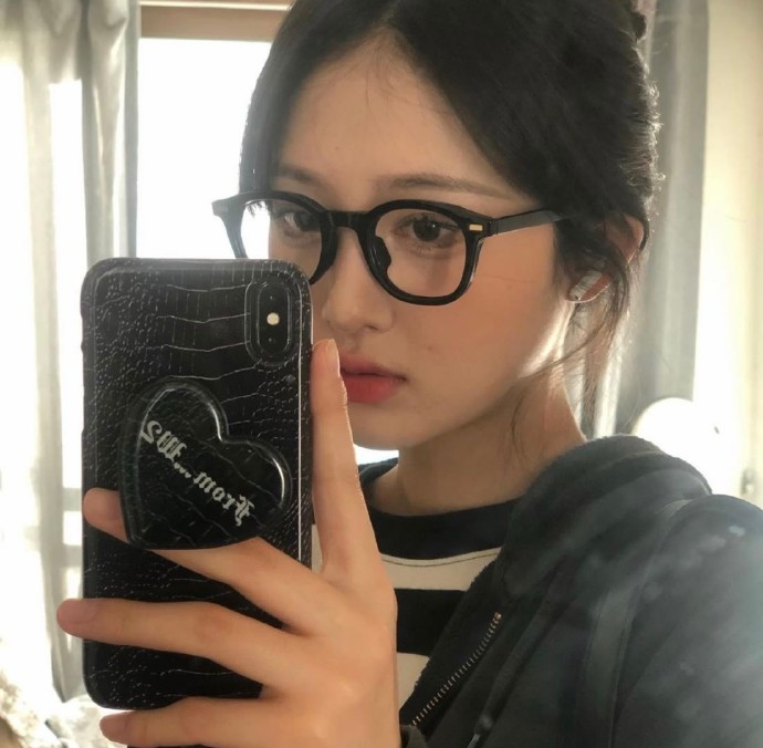 优美好看的女生微信头像