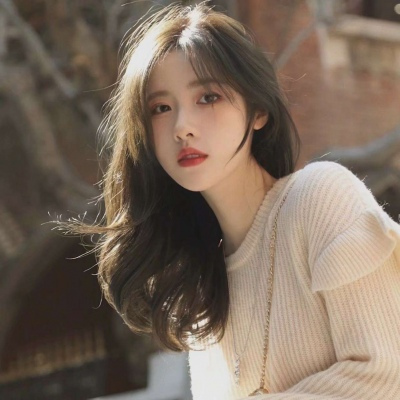 仙气十足的气质女生微信头像