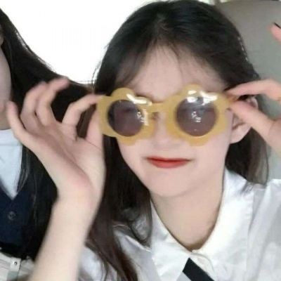 甜蜜的好闺蜜微信头像