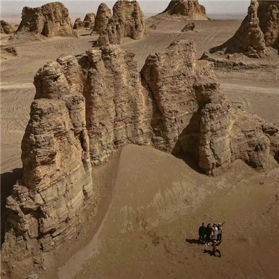 超级优质的氛围感十足的背影男头