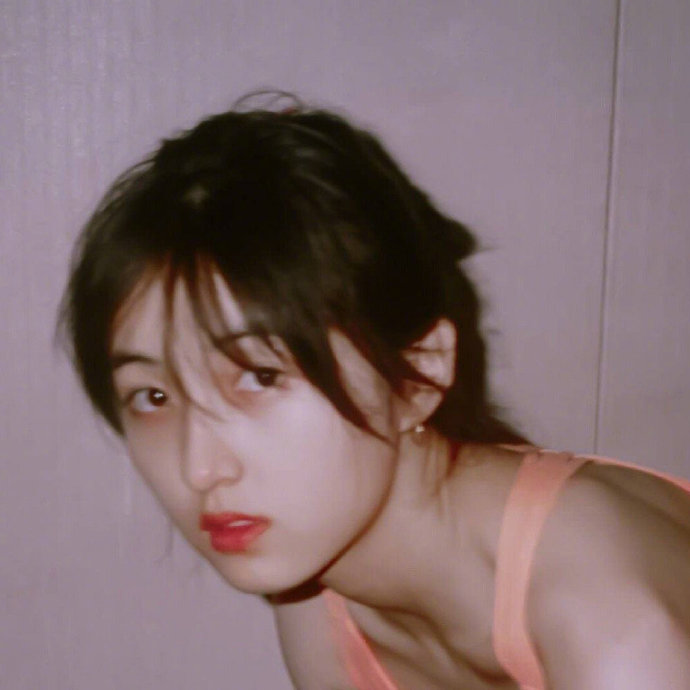 复古超美的女生个性微信头像