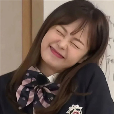 笑起来很甜很可爱的女生微信头像