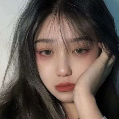 高冷又不失可爱的女生微信头像