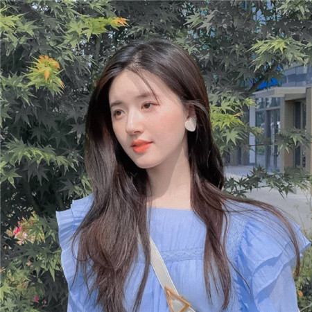 纯欲风温柔的赵露思图片