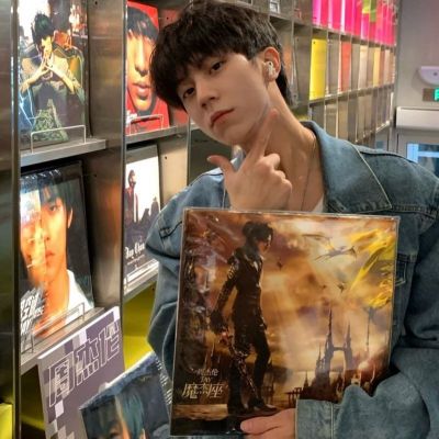 酷到没边际的男生魅力头像